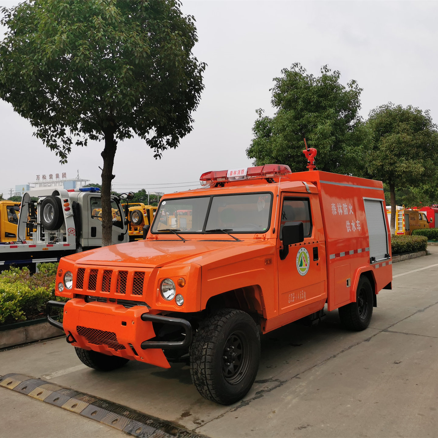 勇士四驅救險車